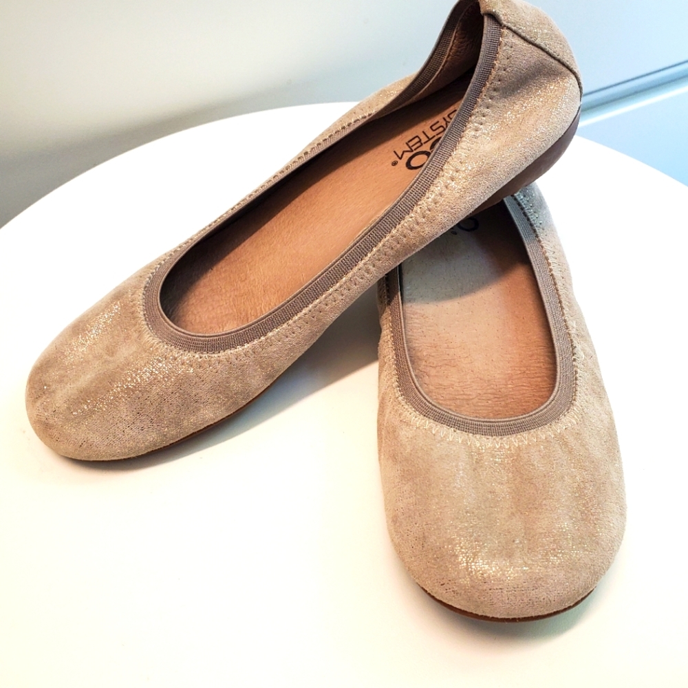 ABEO Tia flats silver